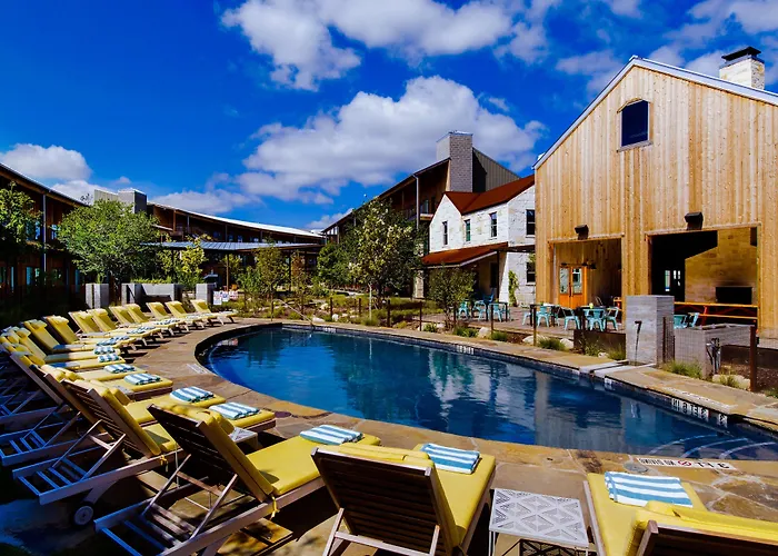 Lone Star Court, Valencia Collection (Adults Only)